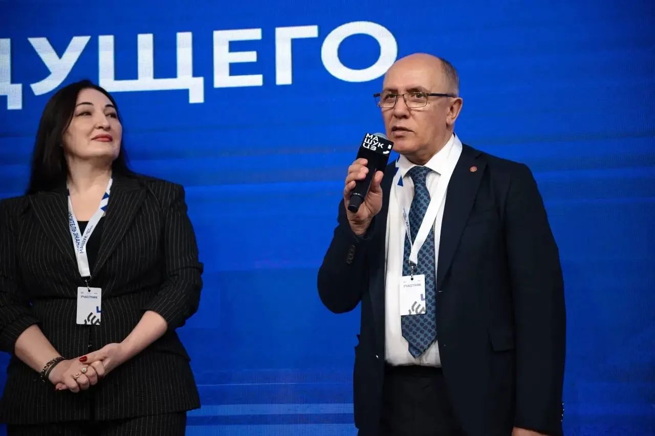 Преподаватели и студенты ДГУ представили вуз на форуме «Российский Кавказ: история, современность и образ будущего»