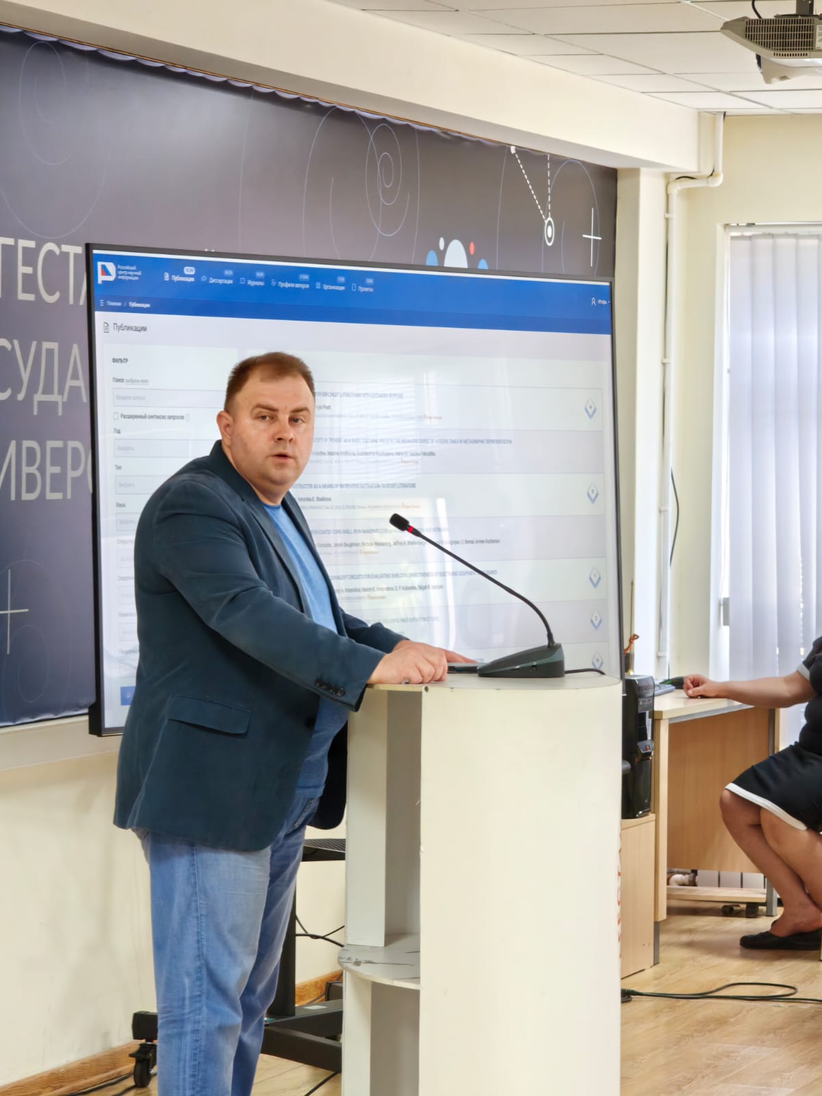В ДГУ обсудили цифровое будущее науки: встреча с экспертом из «Пульс науки»