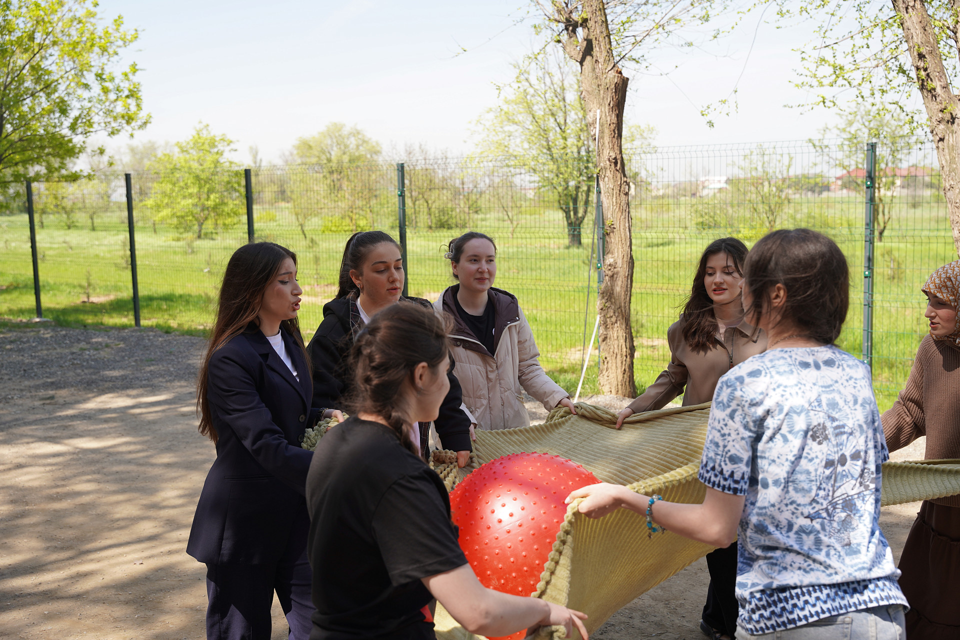 От идеи к проекту: в ДГУ прошёл Первый слёт научных волонтёров СКФО «Вместе с Победой!»